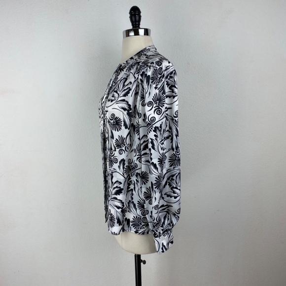 Vintage 90s Lloyd Williams Floral Blouse Size 6 Slinky Black White Long Sleeve - Picture 5 of 10
